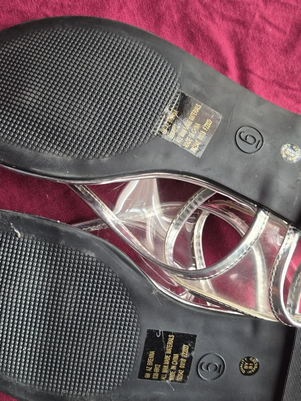 Arizona Jean Co Brenna Silver Metallic Clear Strap Sandals Size 6